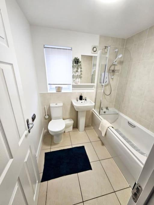 Spacious Modern 4Bd House Kingston upon Hull Exteriör bild